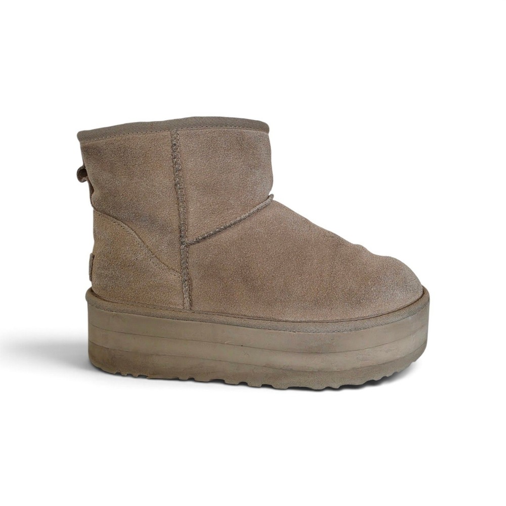 UGG Classic Mini Suede Tan Cream Chunky Cozy Comfy Shearling Platform Boots sz 8